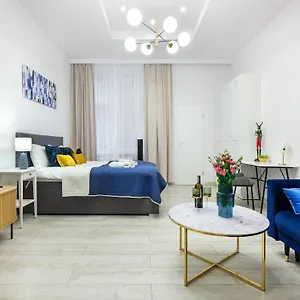 True Colors Apartments - Old Town - Wawel Hill - Vistula River - By Homelike Krakow Krakow